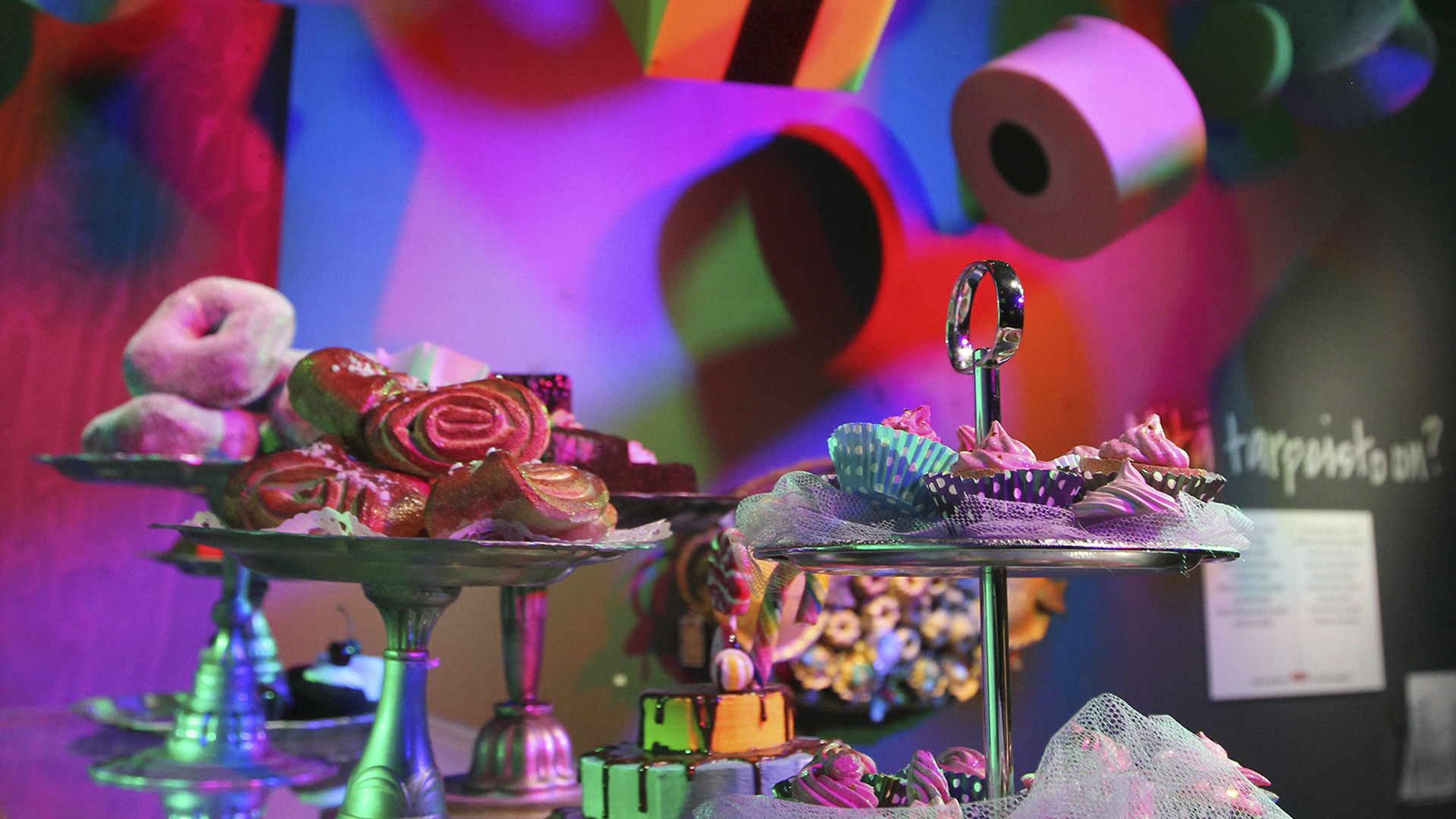 Tarpeisto pääroolissa