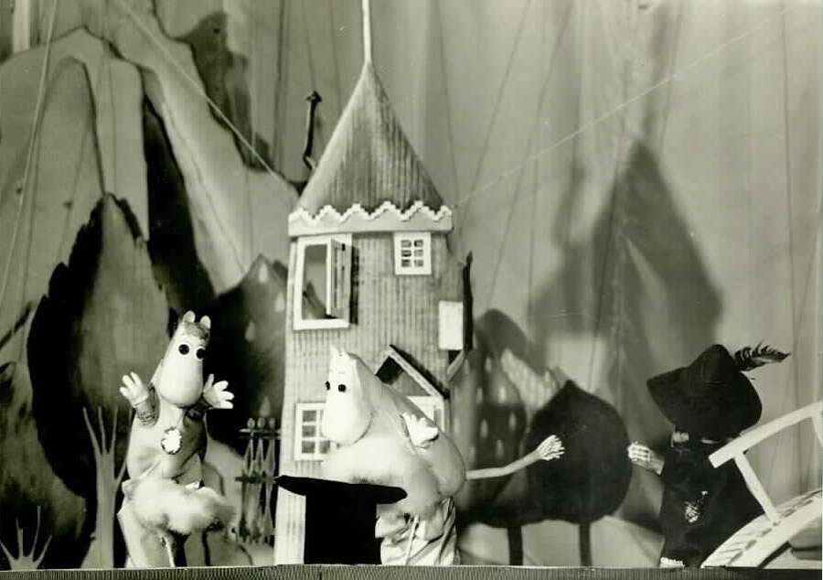 Onnellinen muumiperhe