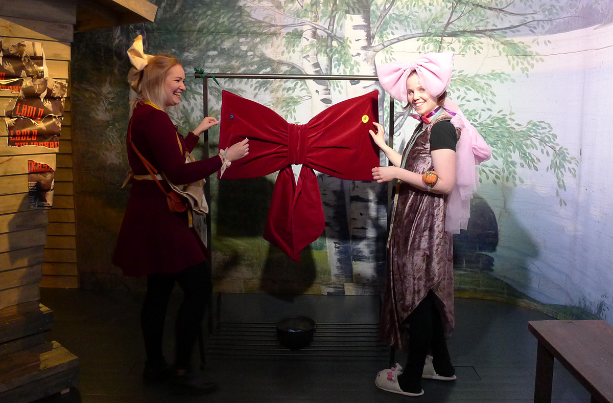 Teatterikissan rusetti